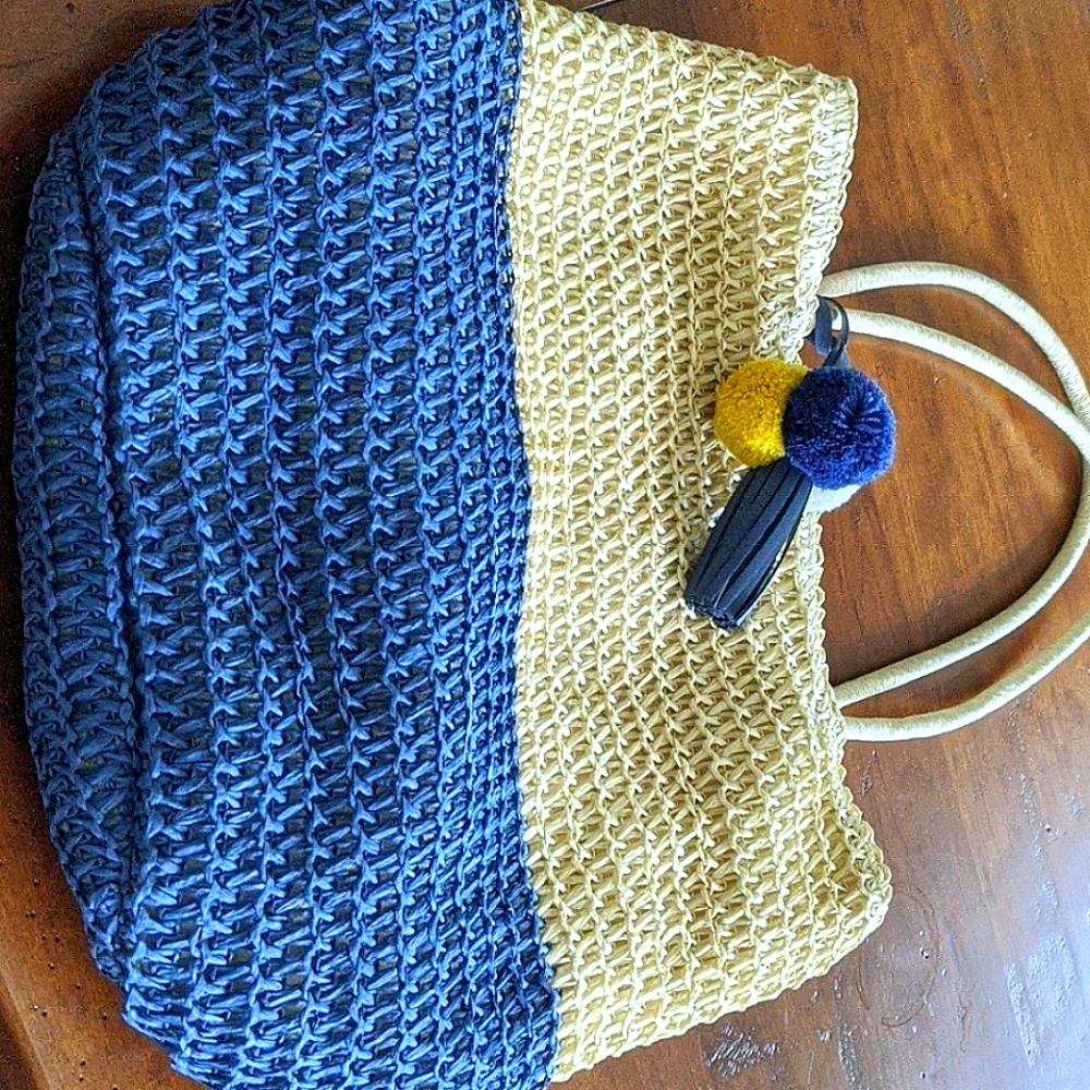 Summer straw tote